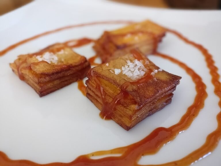 Mehr über den Artikel erfahren Fingerfood Rezept: Frittierte Kartoffelstapel einfach und schnell