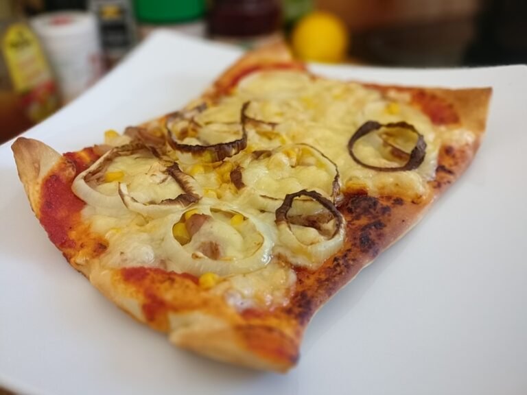 Mehr über den Artikel erfahren Pizza in der Heißluftfritteuse (Nie wieder Backofen!)