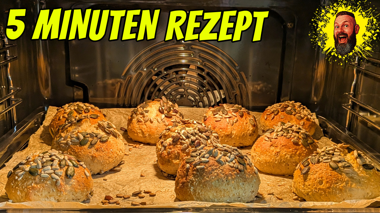 Mehr über den Artikel erfahren Schnelle Quark-Hafer-Brötchen